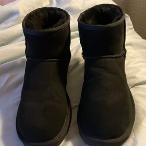 womens 9 ugg classic mini